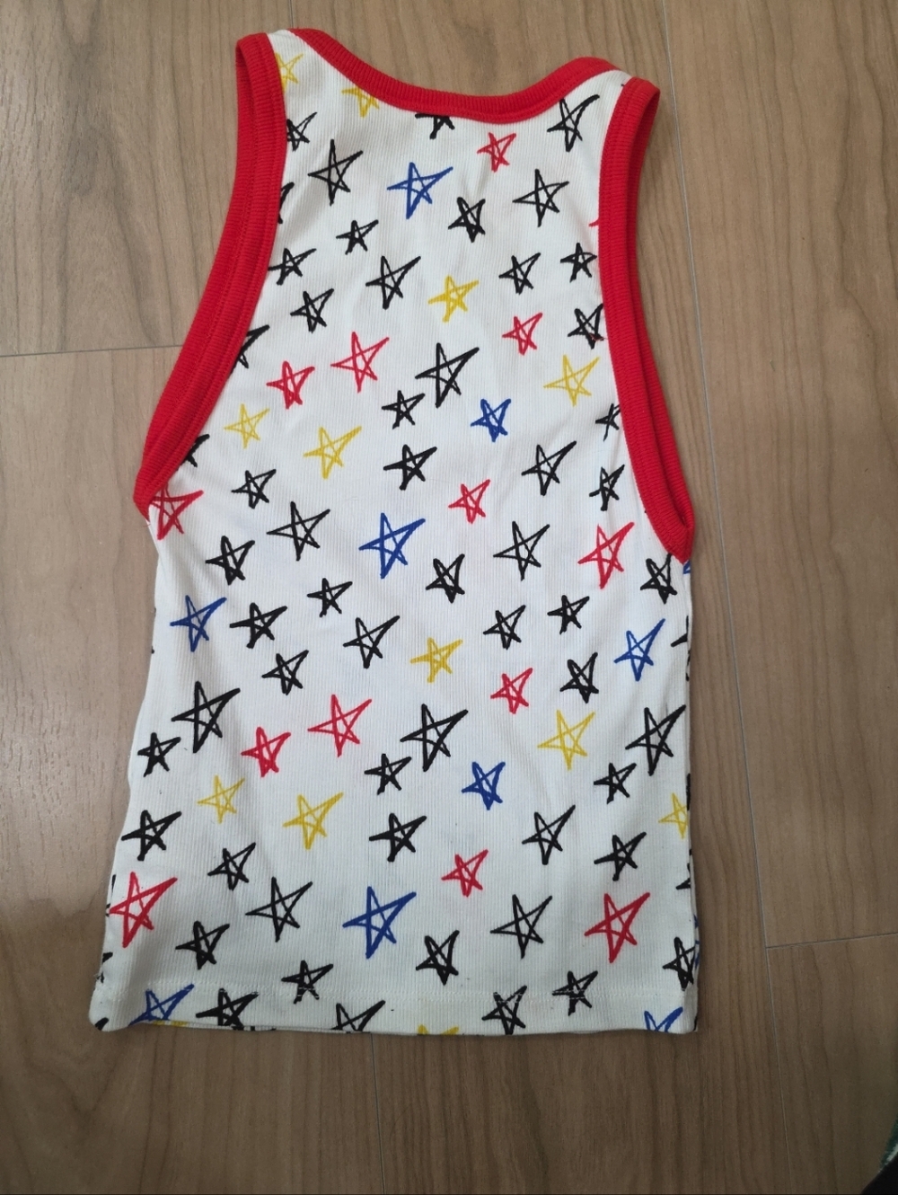 Alice And Olivia x Lele Pons Allen Ribbed Star Print Pattern Ribbed Tank Top - Picture 5 of 9